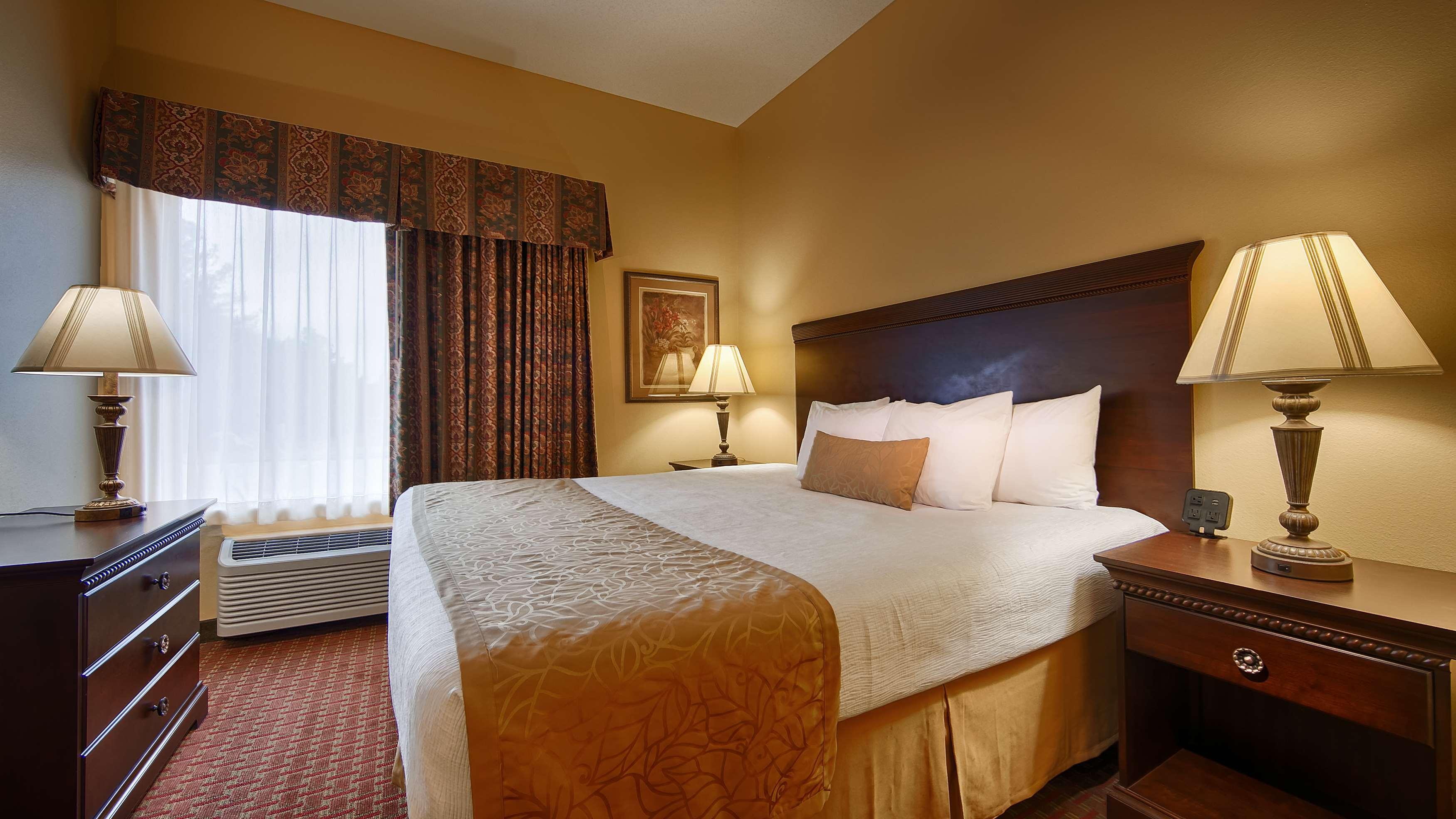 Best Western Plus Two Rivers Hotel & Suites Demopolis Ngoại thất bức ảnh